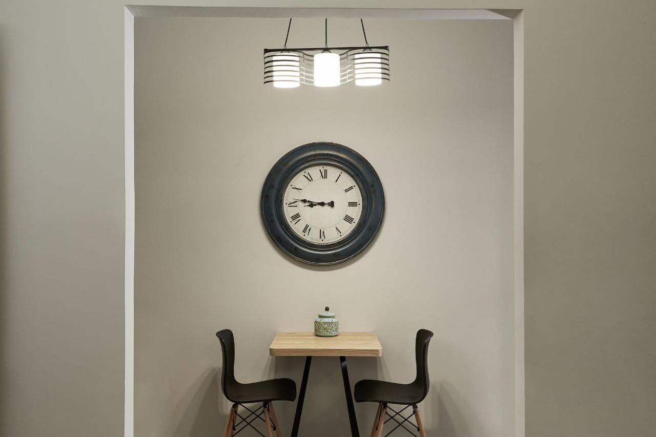 Charming Studio Apartment Афины Экстерьер фото